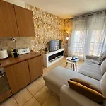 Casa De Lourenco * Niza
